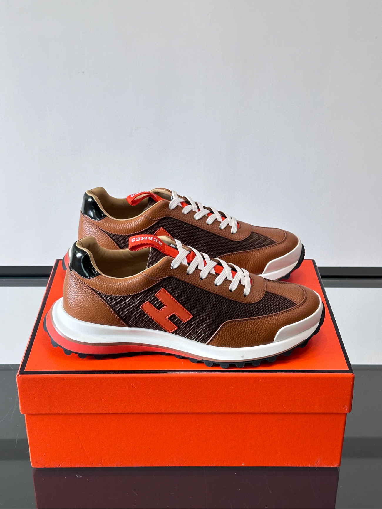 에르메스 남자 신발 운동화 스니커즈