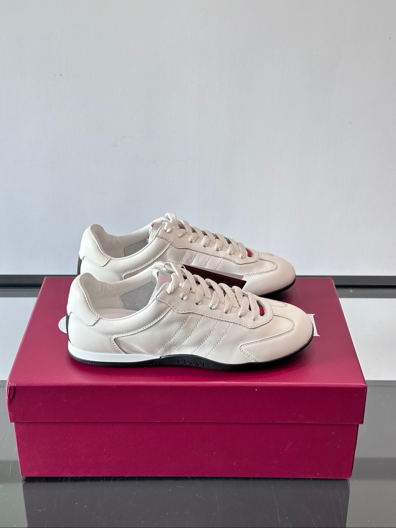 구찌 남녀공용 신발 운동화 스니커즈