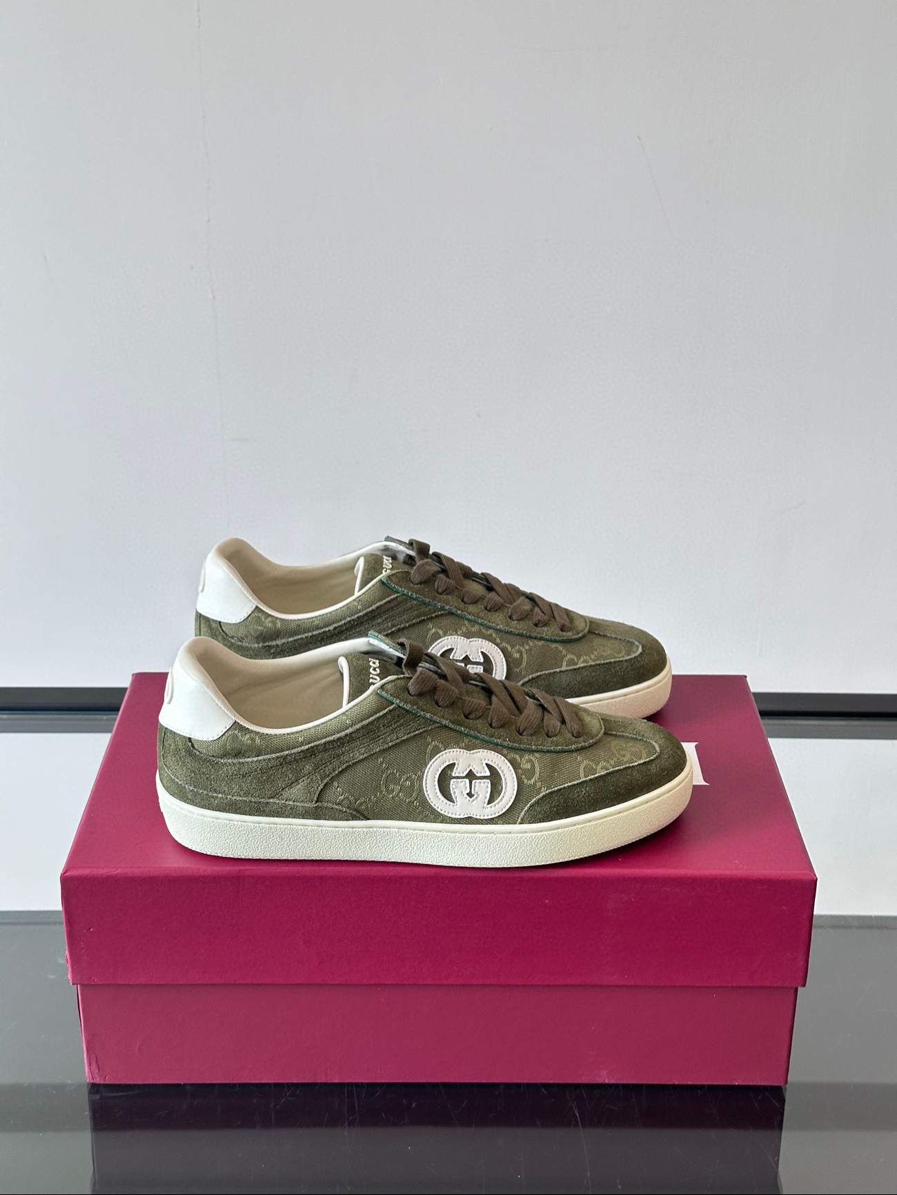 구찌 남녀공용 신발 운동화 스니커즈