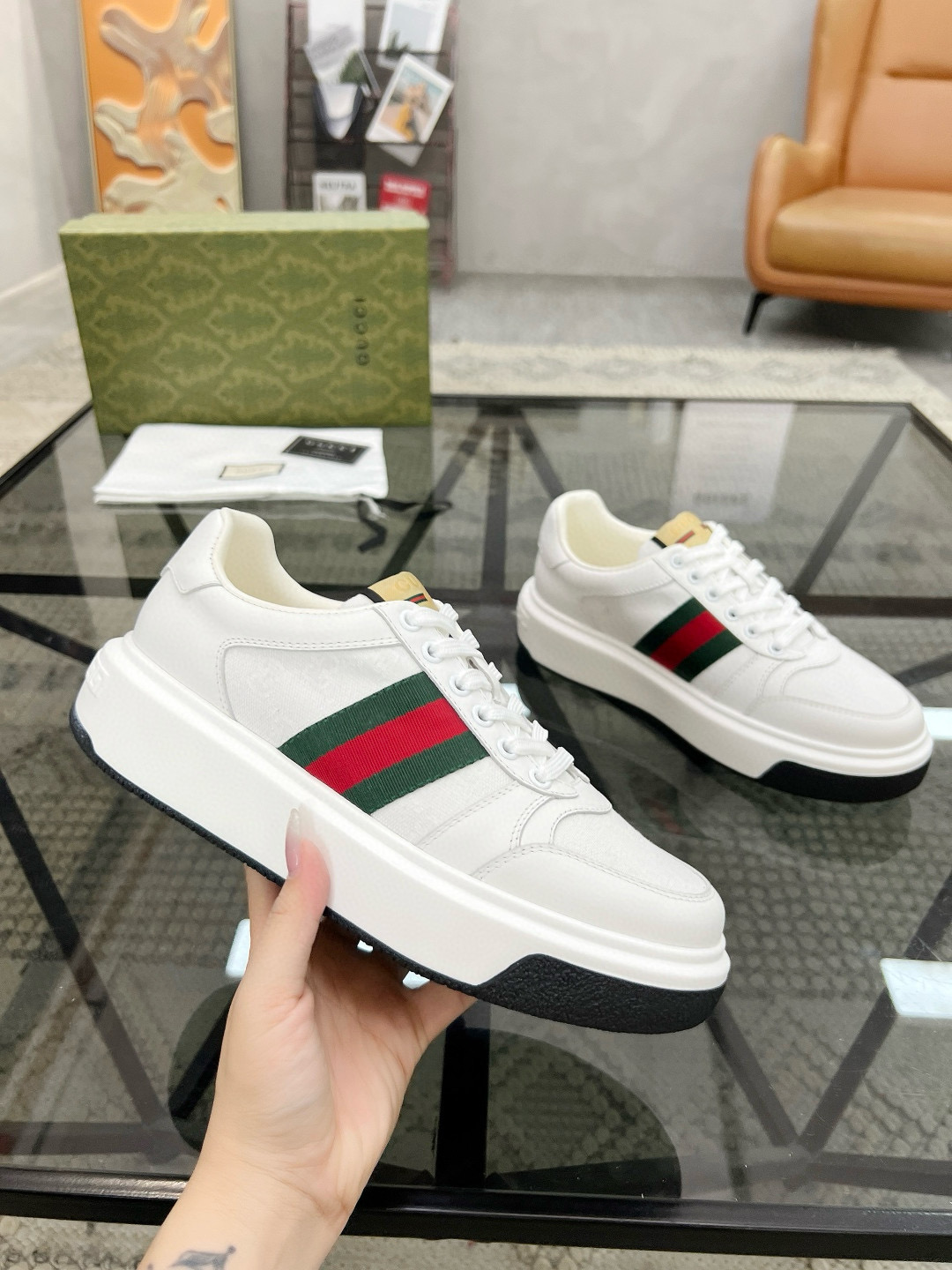 구찌 스크러너 남자 신발 운동화 스니커즈