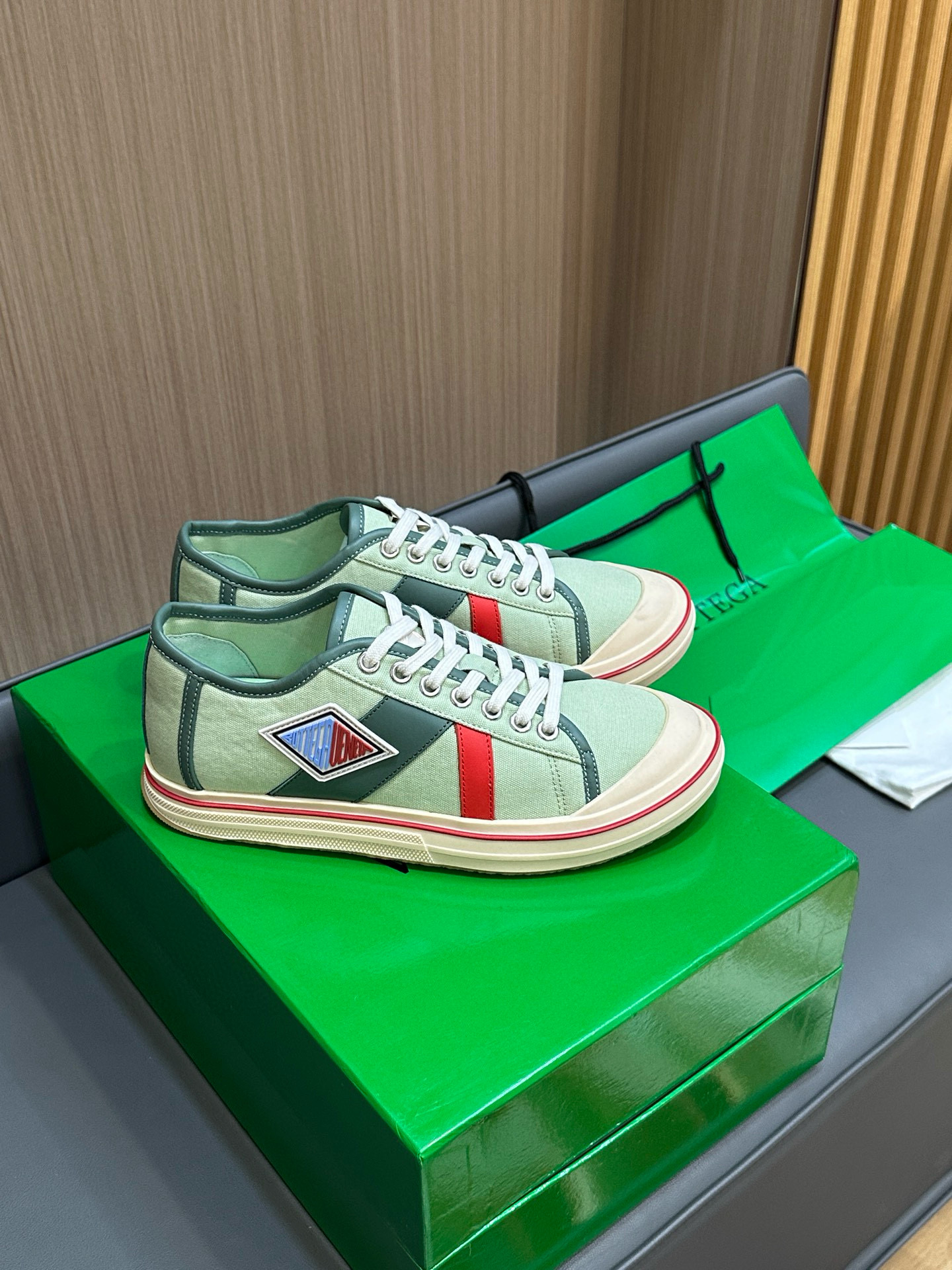 보테가베네타 남녀공용 신발 운동화 스니커즈