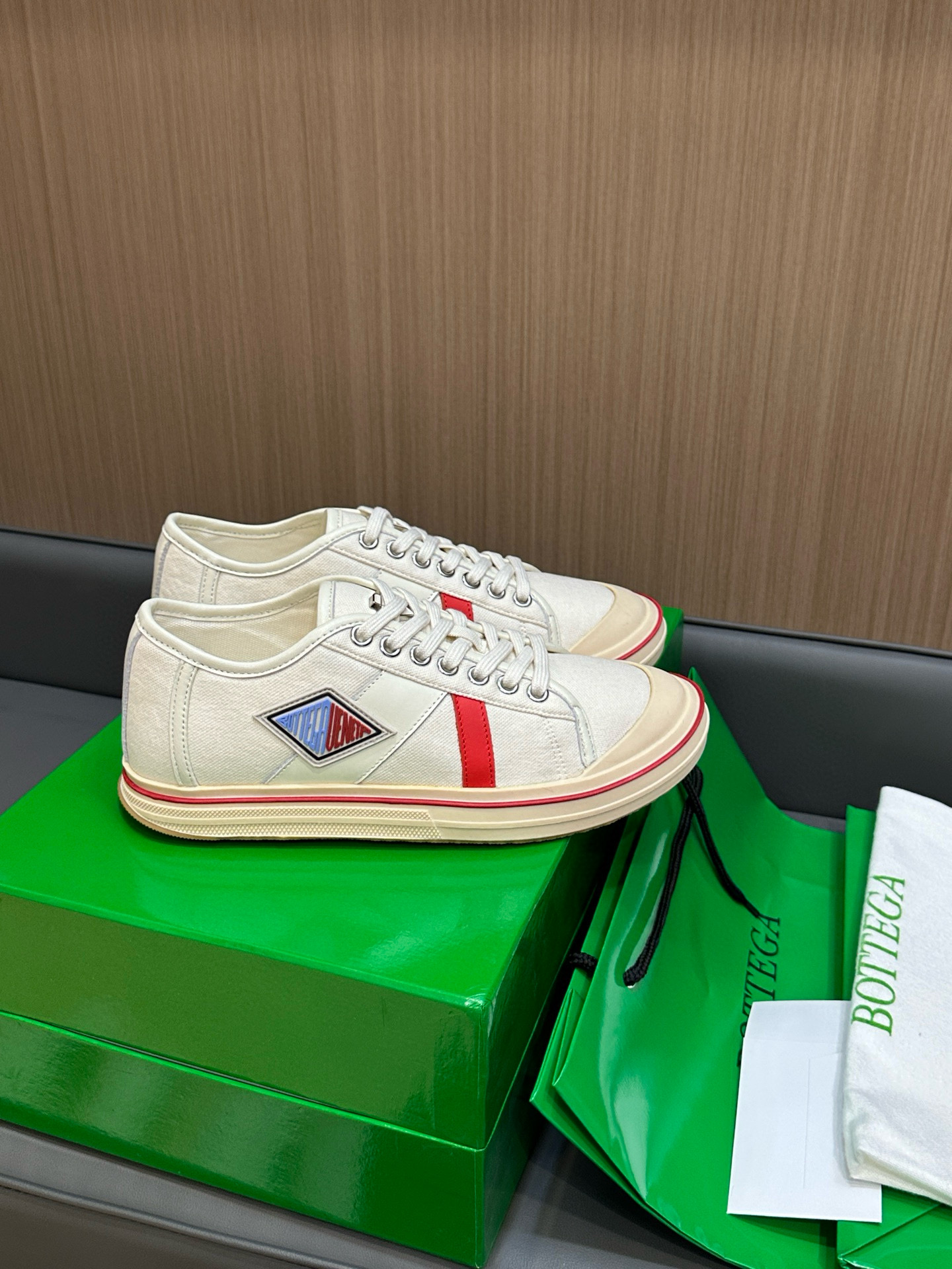 보테가베네타 남녀공용 신발 운동화 스니커즈