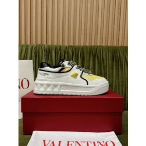 발렌티노 남녀공용 신발 운동화 스니커즈