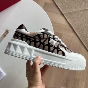 발렌티노 남녀공용 신발 운동화 스니커즈