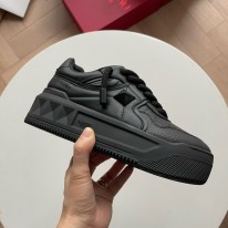 발렌티노 남녀공용 신발 운동화 스니커즈