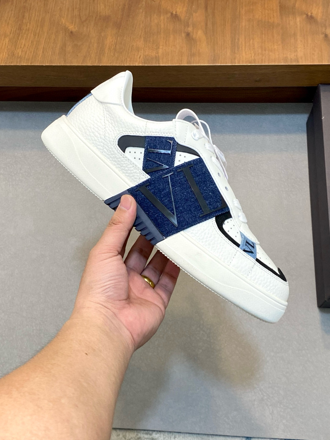 발렌티노 남자 신발 운동화 스니커즈