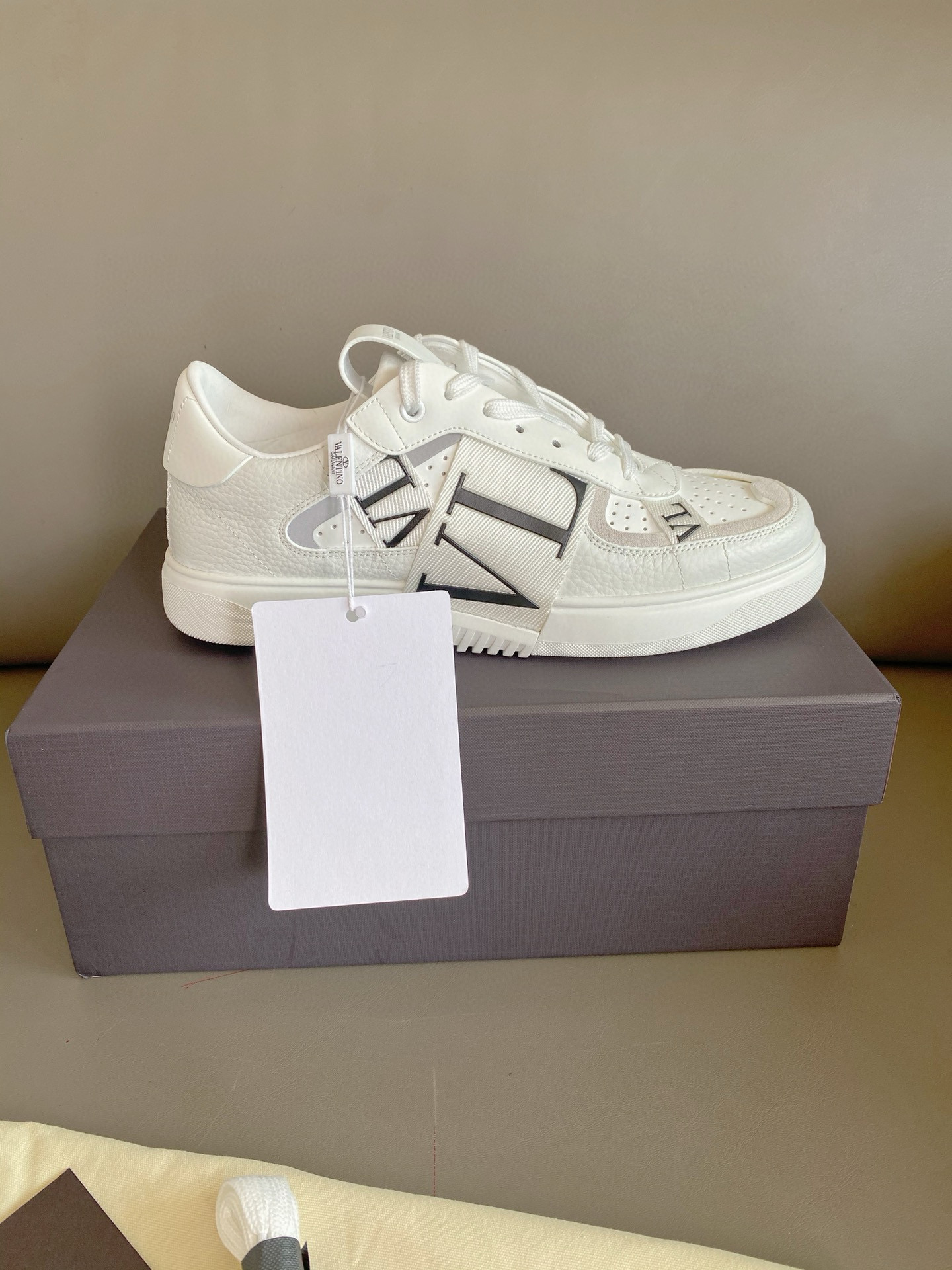 발렌티노 남녀공용 신발 운동화 스니커즈