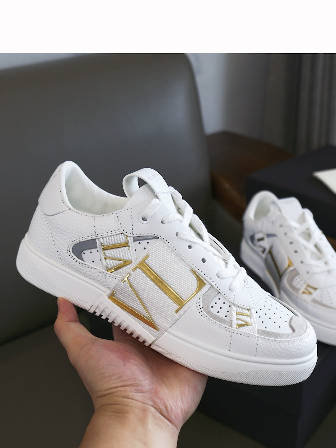 발렌티노 남녀공용 신발 운동화 스니커즈