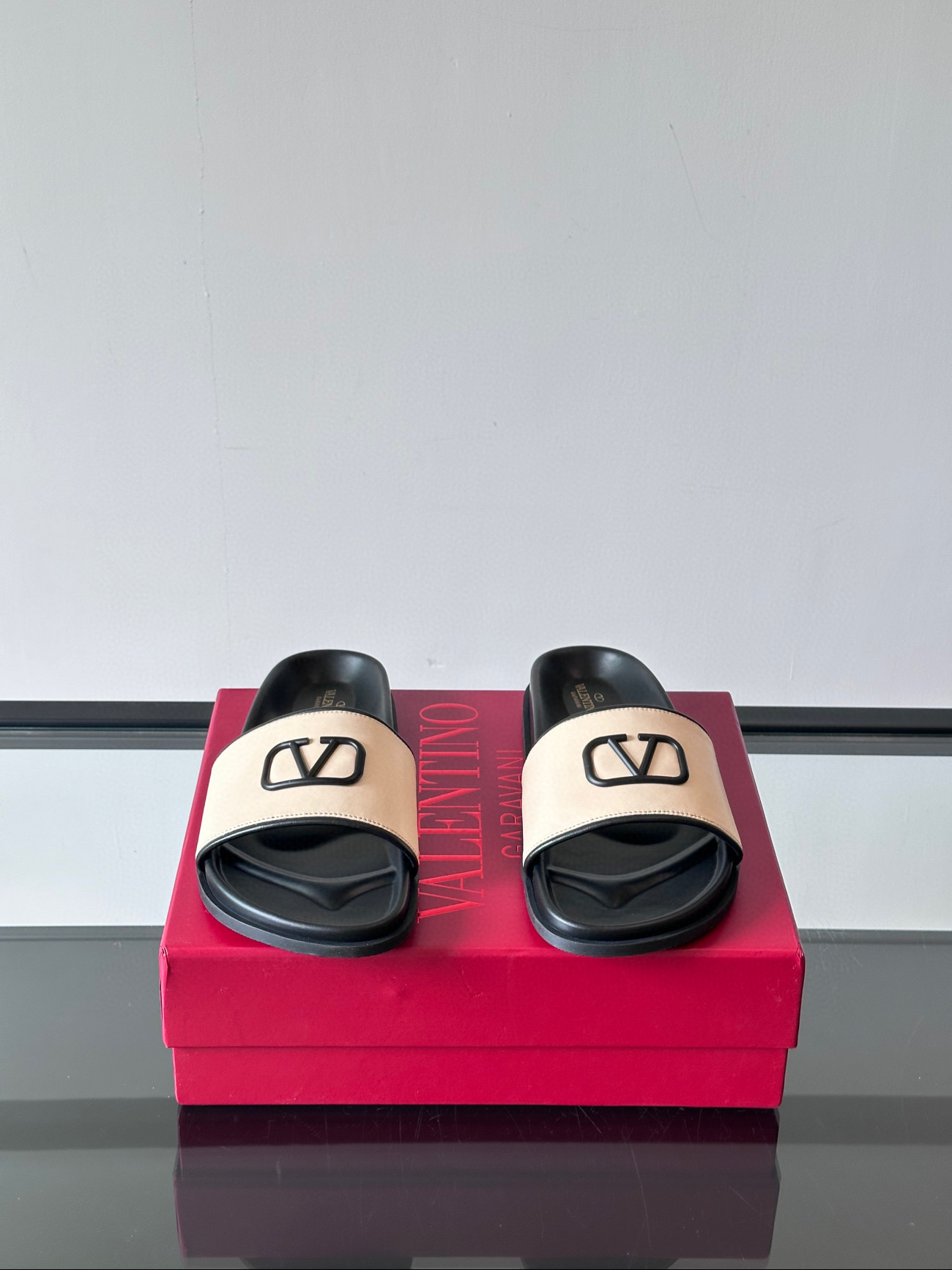 발렌티노 남자 슬리퍼