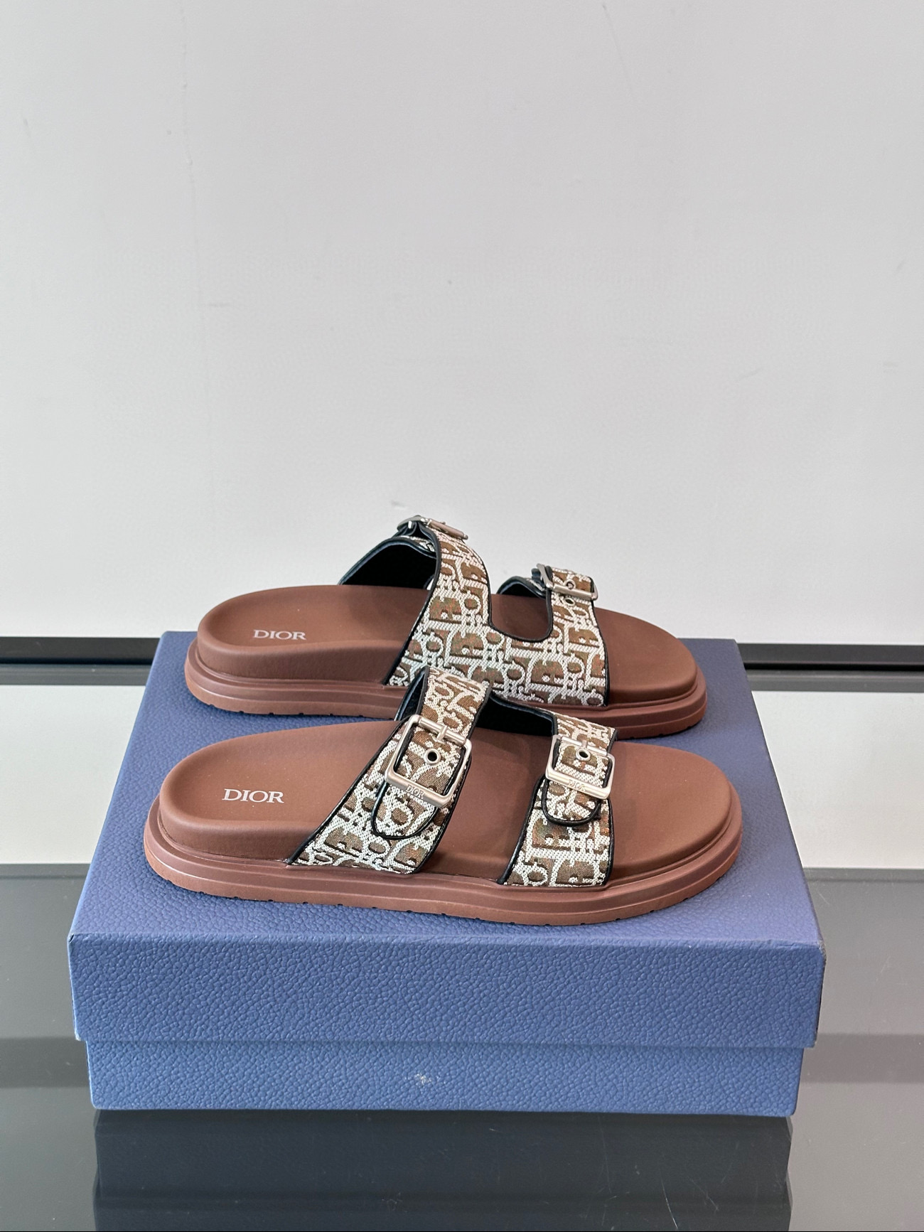 디올 남자 슬리퍼