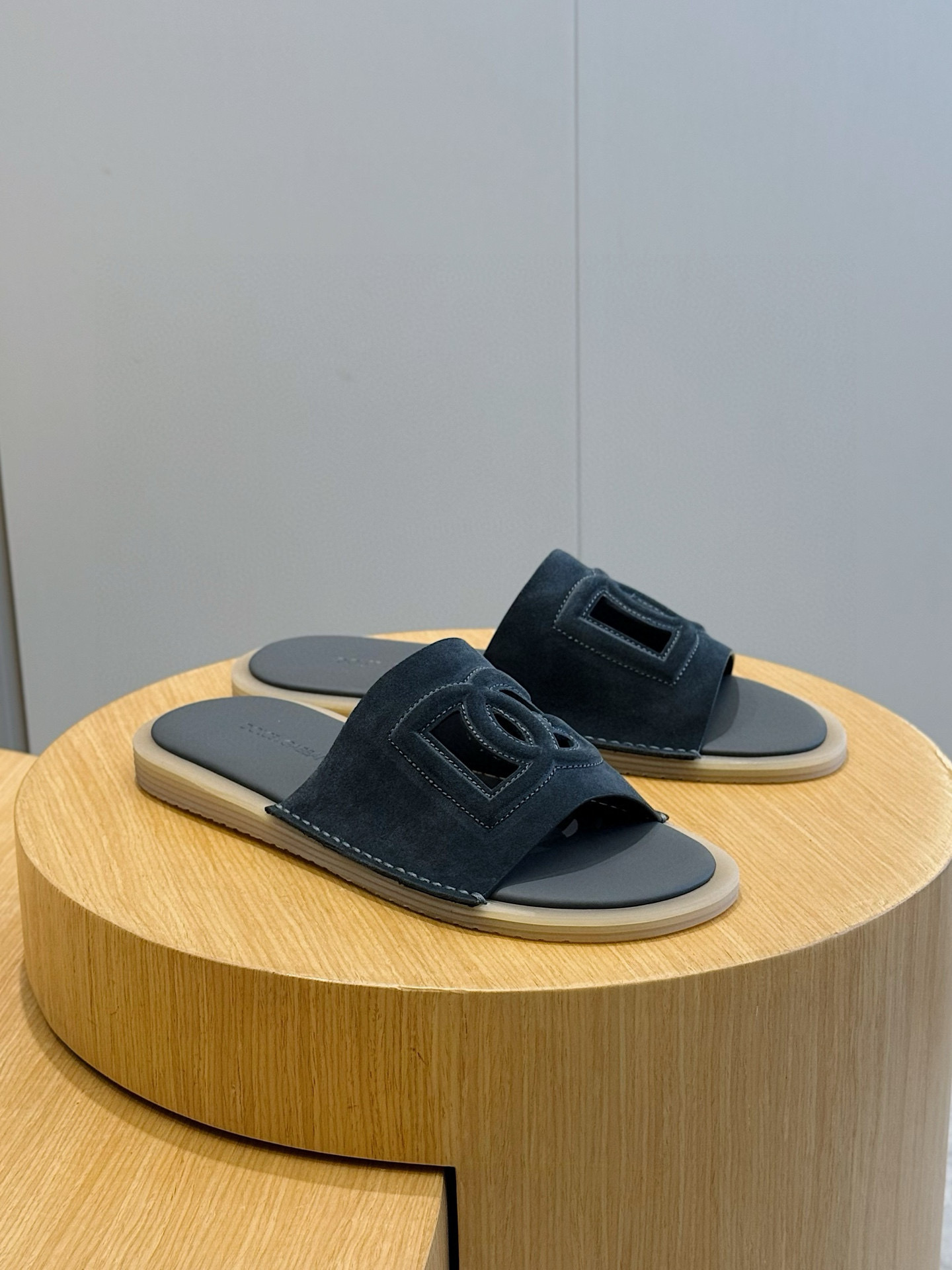 돌체앤가바나 남자 슬리퍼 