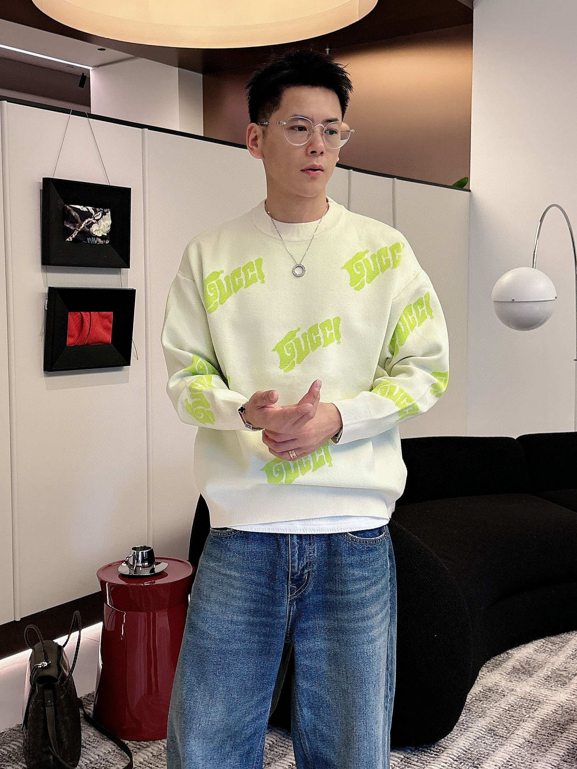 구찌 남자 니트