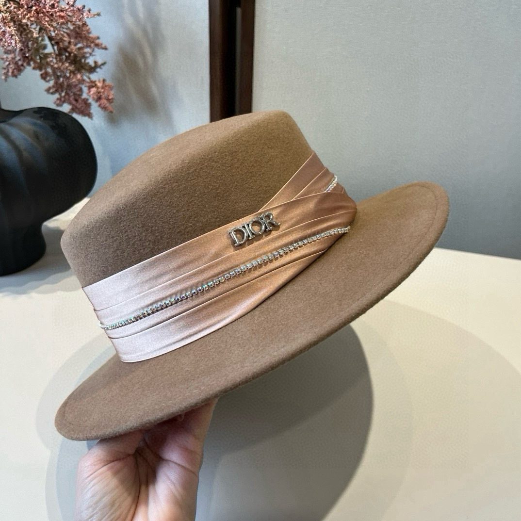 디올 모자