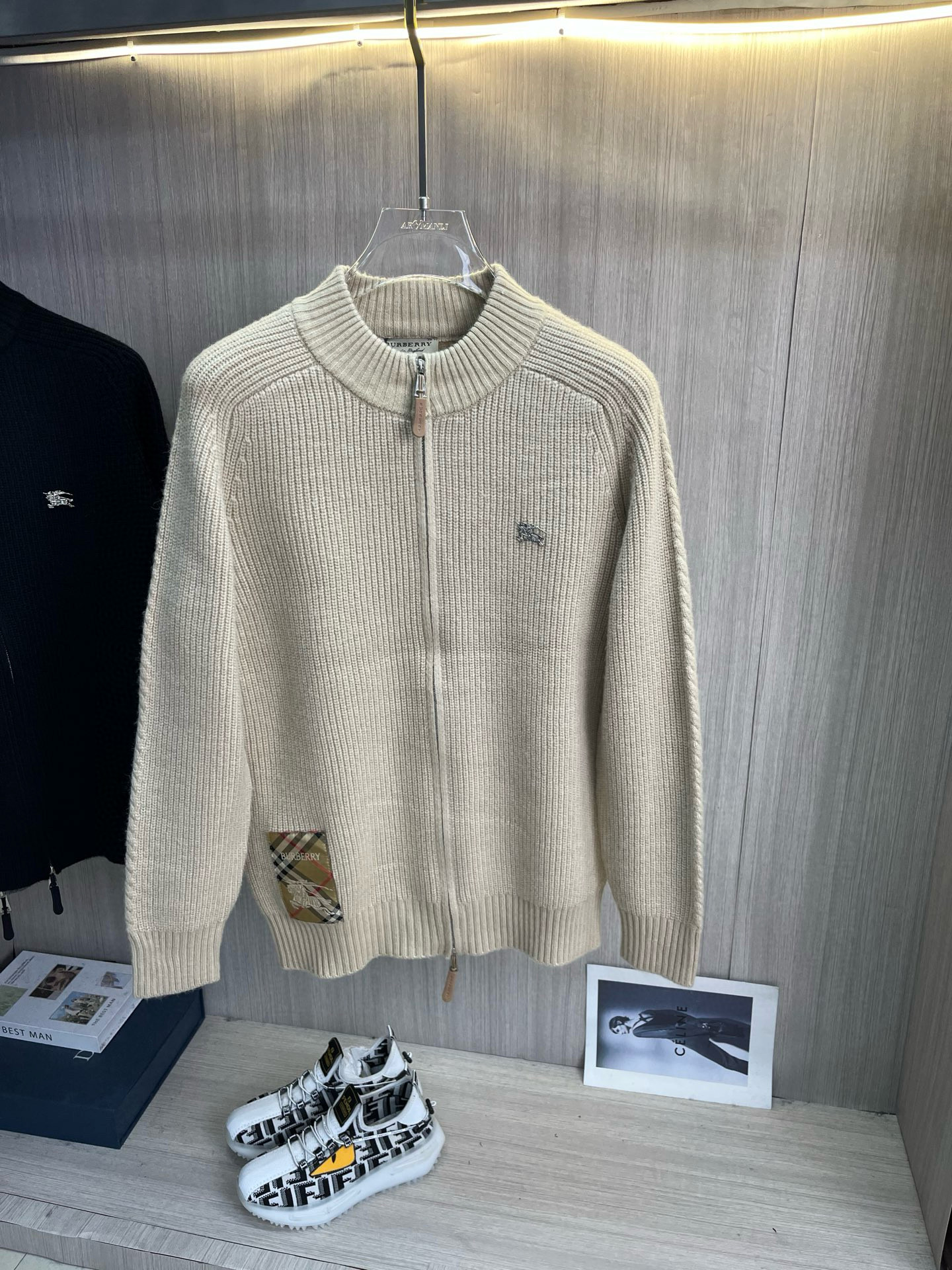 버버리 남자 가디건