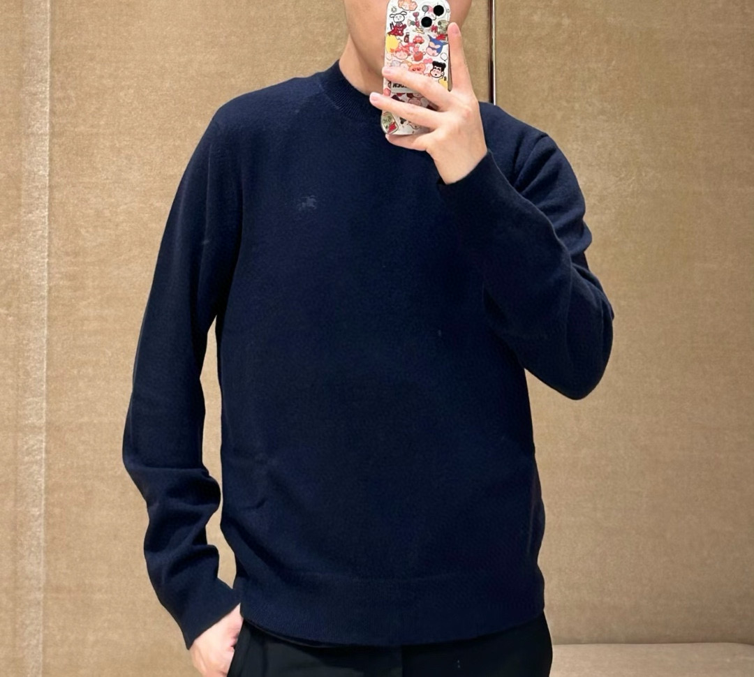 버버리 남자 니트