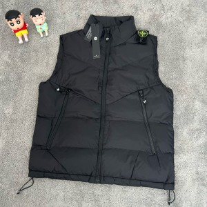 스톤아일랜드 2컬러 남자 조끼