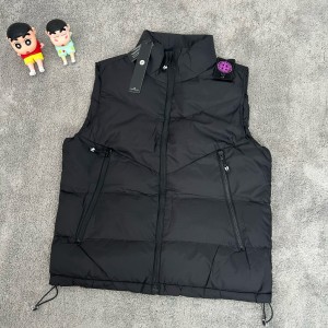 스톤아일랜드 2컬러 남자 조끼