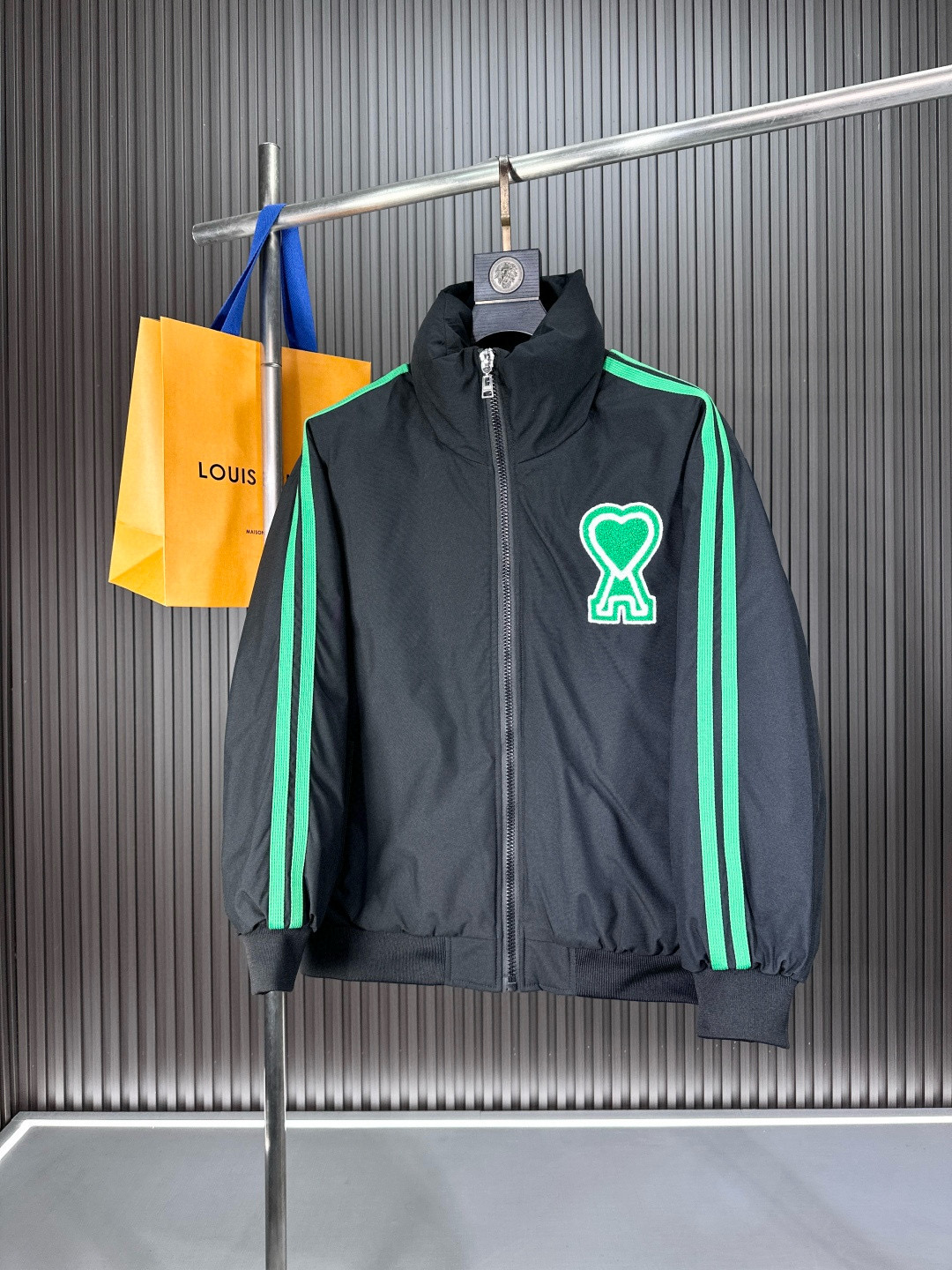 아미 아미리 남녀공용 패딩