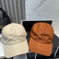 로로피아나 모자