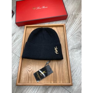 생로랑 겨울 모자