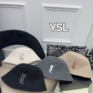 생로랑 겨울 모자