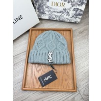 생로랑 겨울 모자