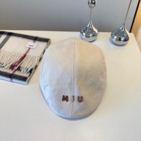 미우미우 모자