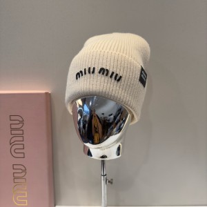 미우미우 겨울 모자