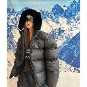 발렌시아가 2컬러 여자 패딩