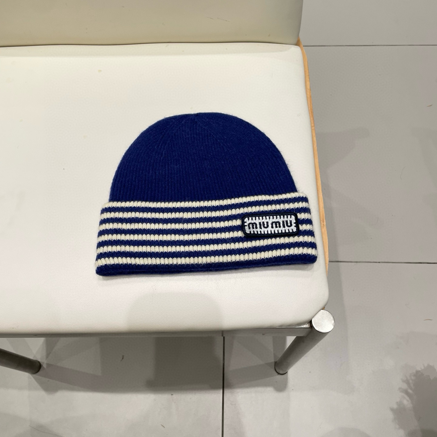 미우미우 겨울 모자