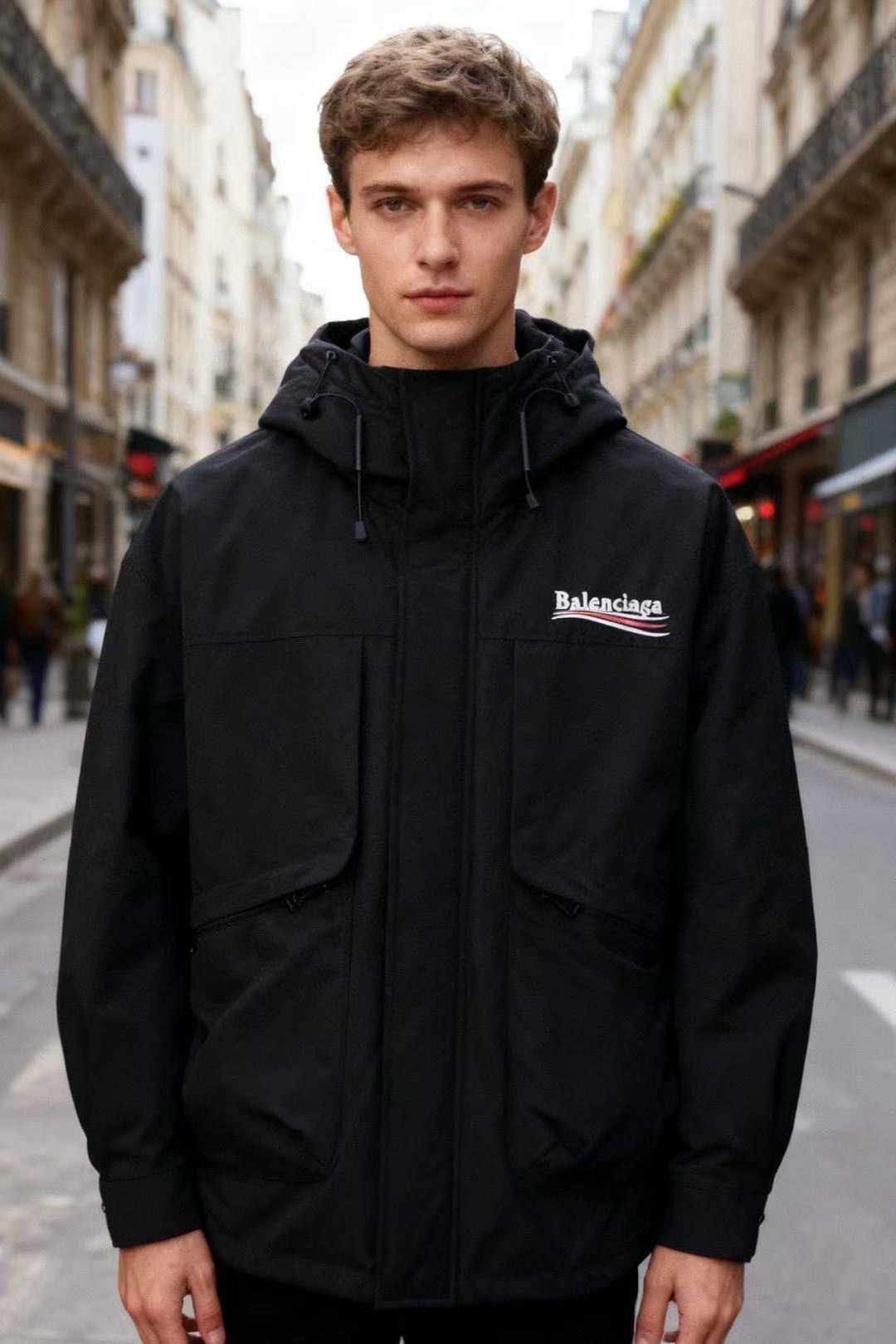 발렌시아가 남자 패딩