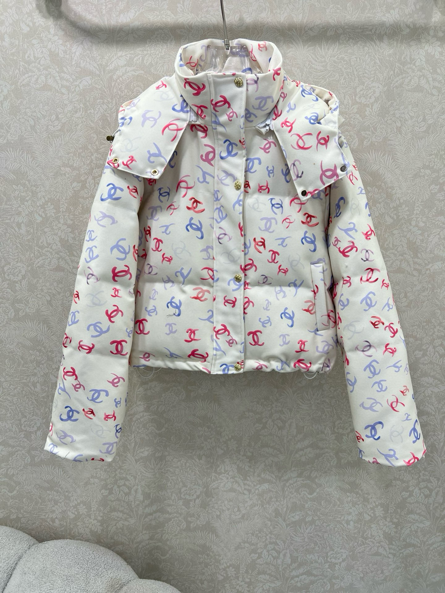 샤넬 여자 패딩