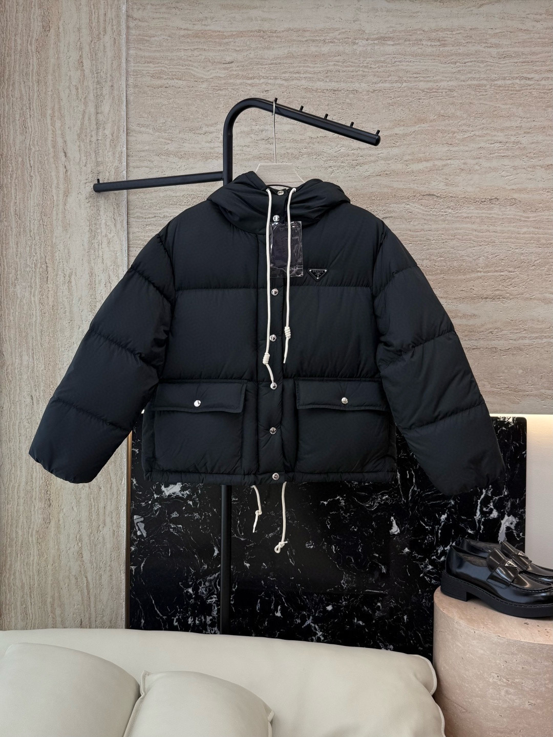 프라다 여자 패딩