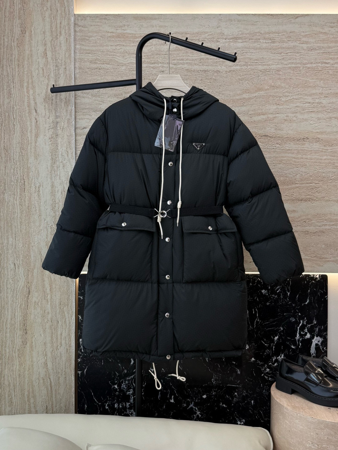 프라다 여자 패딩