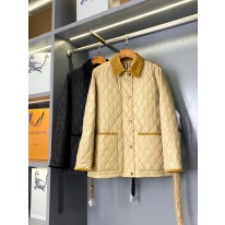 버버리 여자 패딩