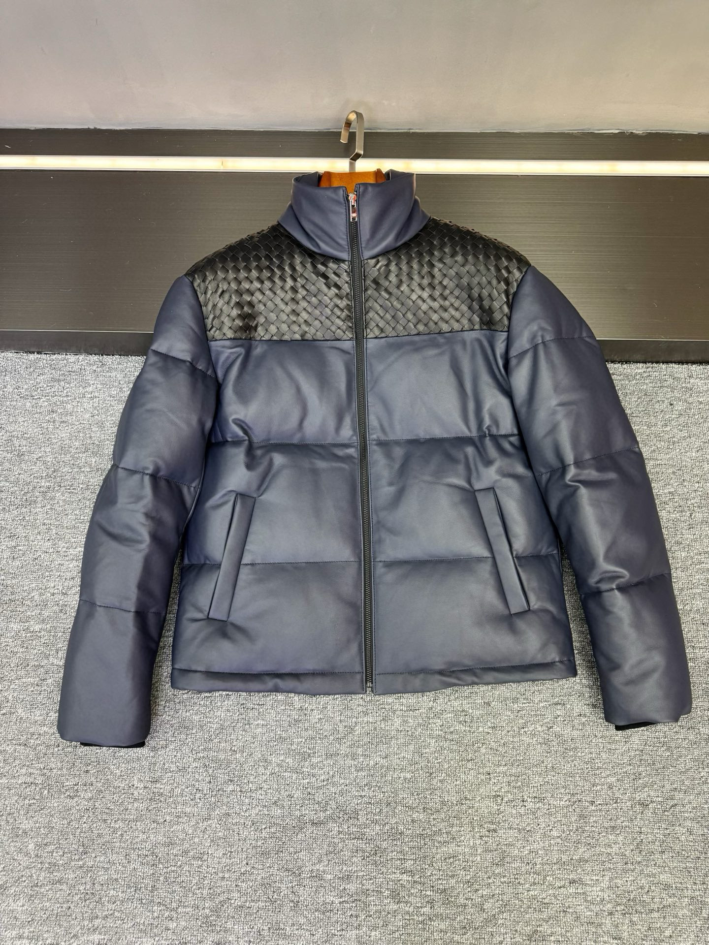 보테가베네타 남자 패딩