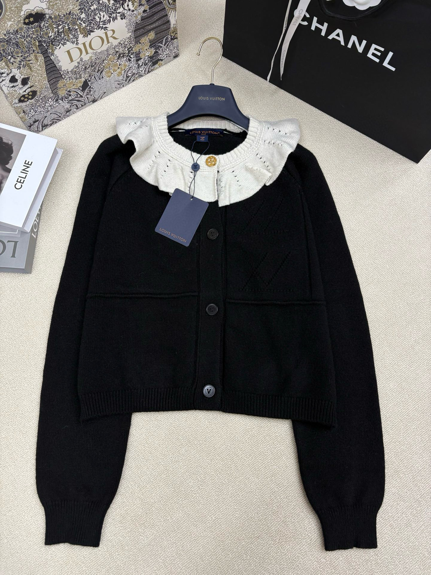 루이비통 여자 가디건