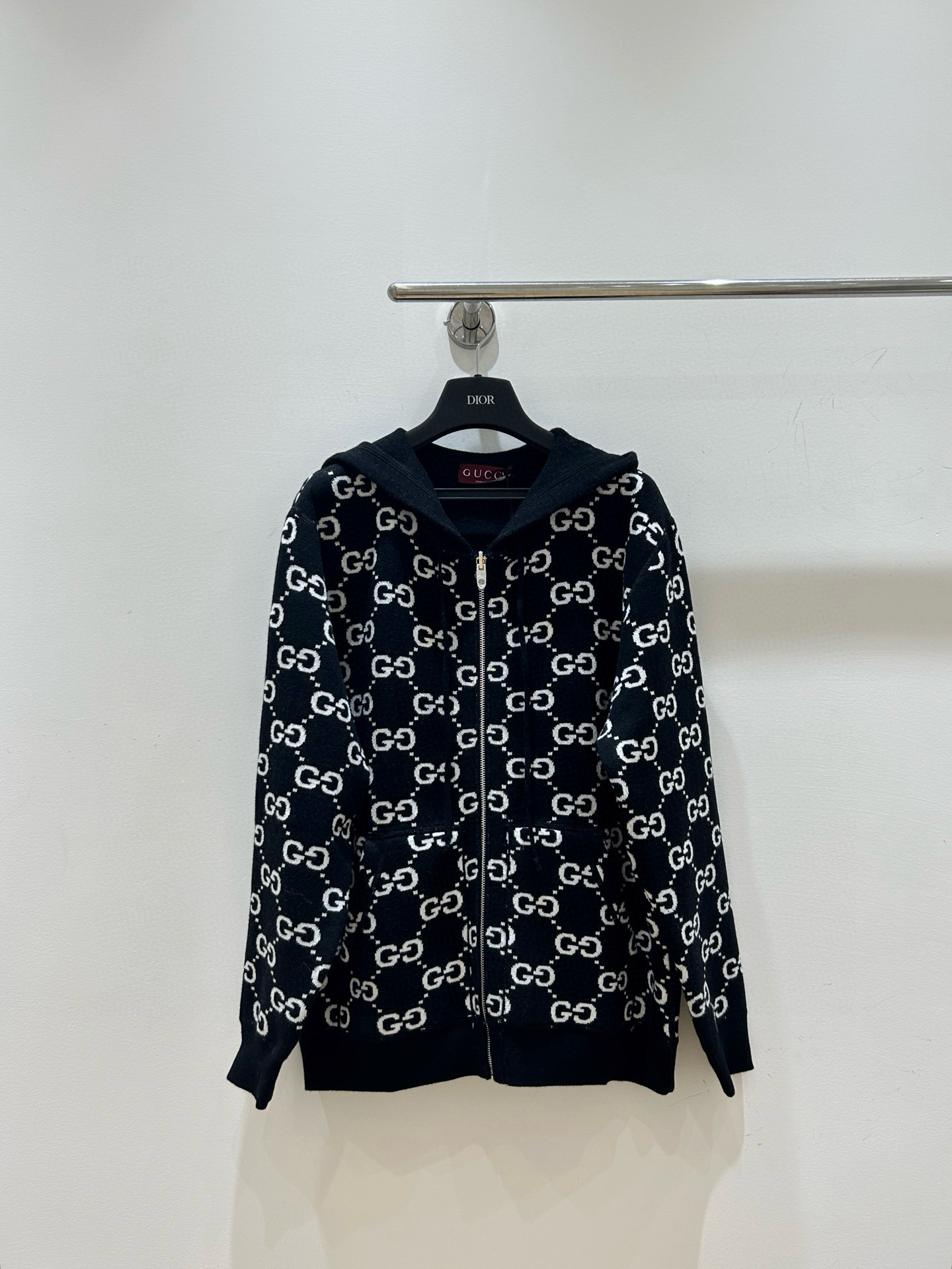 구찌 여자 가디건