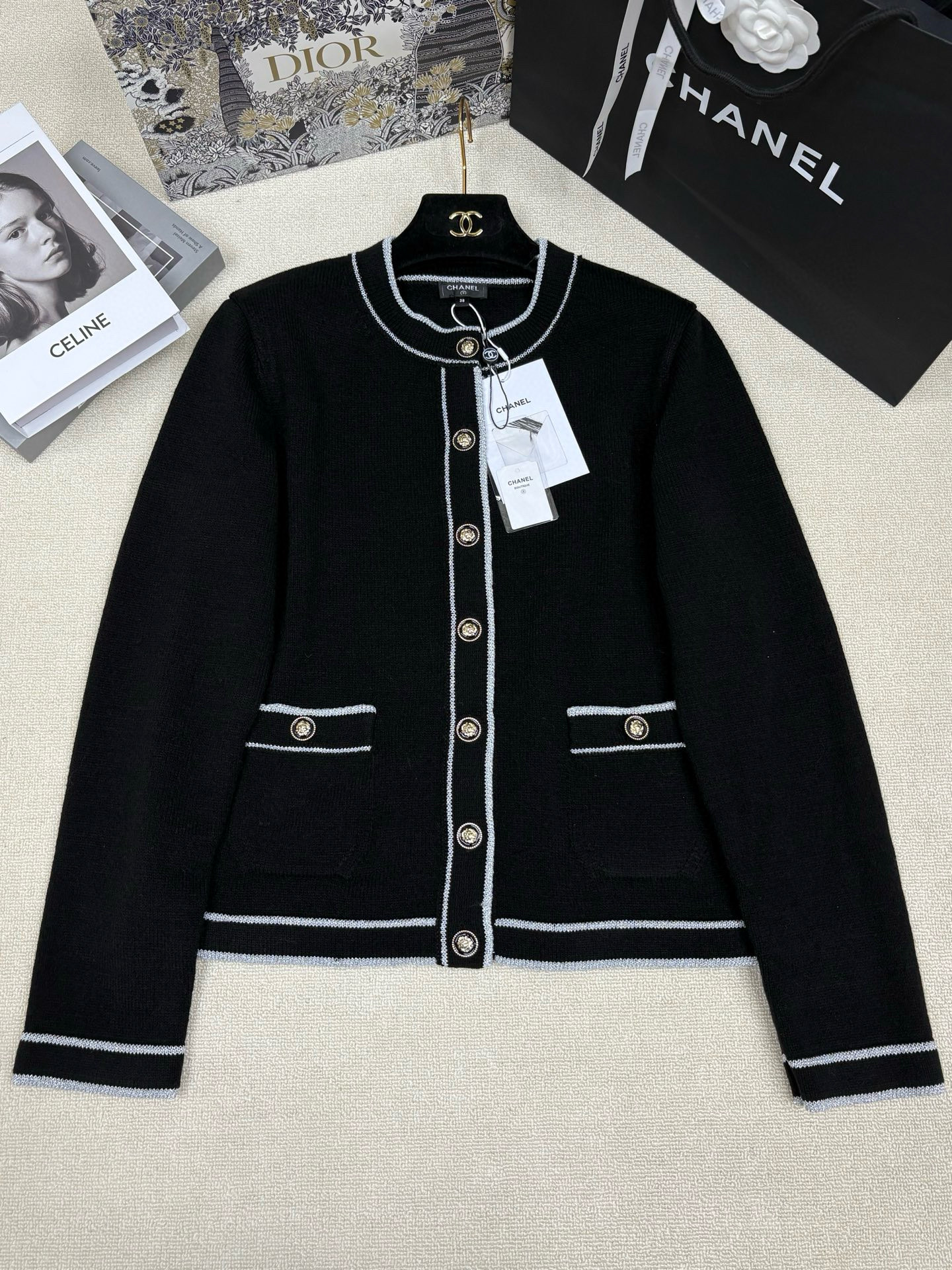 샤넬 여자 가디건