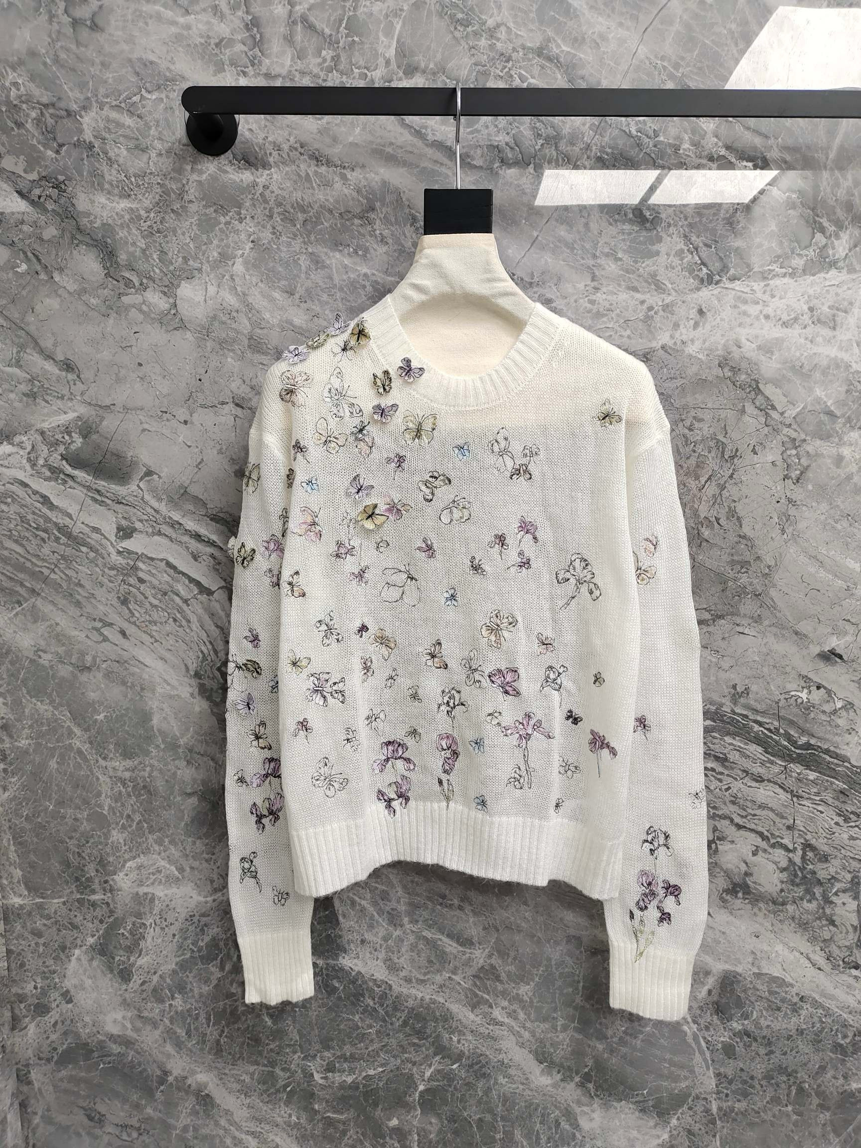 디올 여자 니트