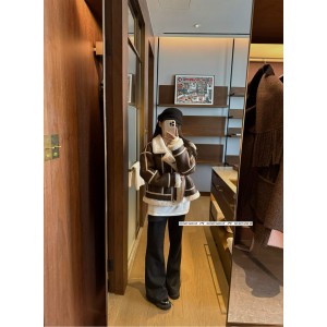 펜디 여자 패딩