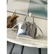 루이비통 M26335 여자가방