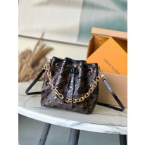 루이비통 M26284 여자가방