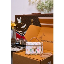 루이비통 M13662 여자가방