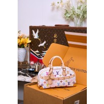 루이비통 M13084 여자가방