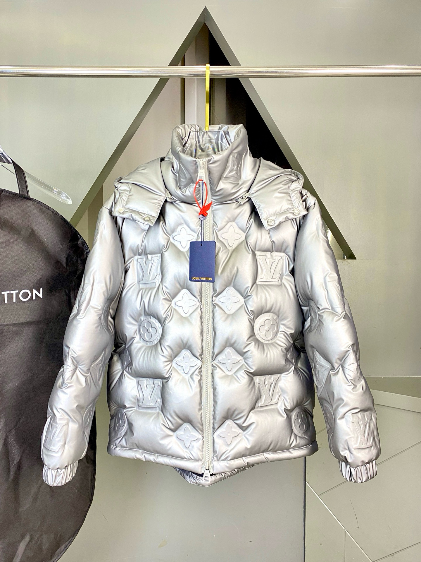 루이비통 남자 패딩