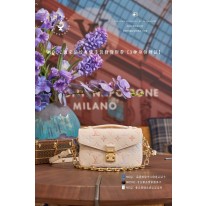 루이비통 M25682 여자가방