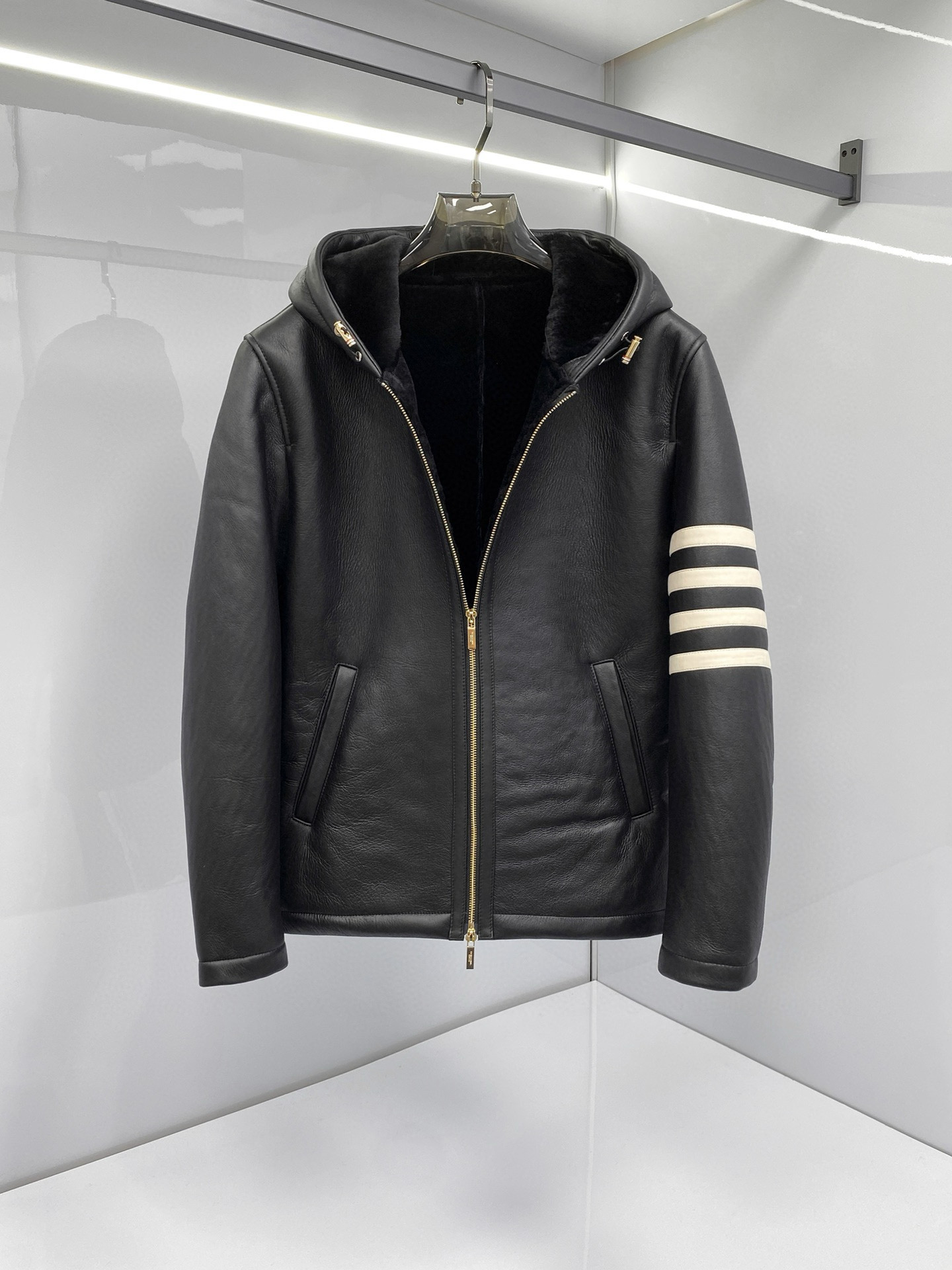 톰브라운 양모 자켓