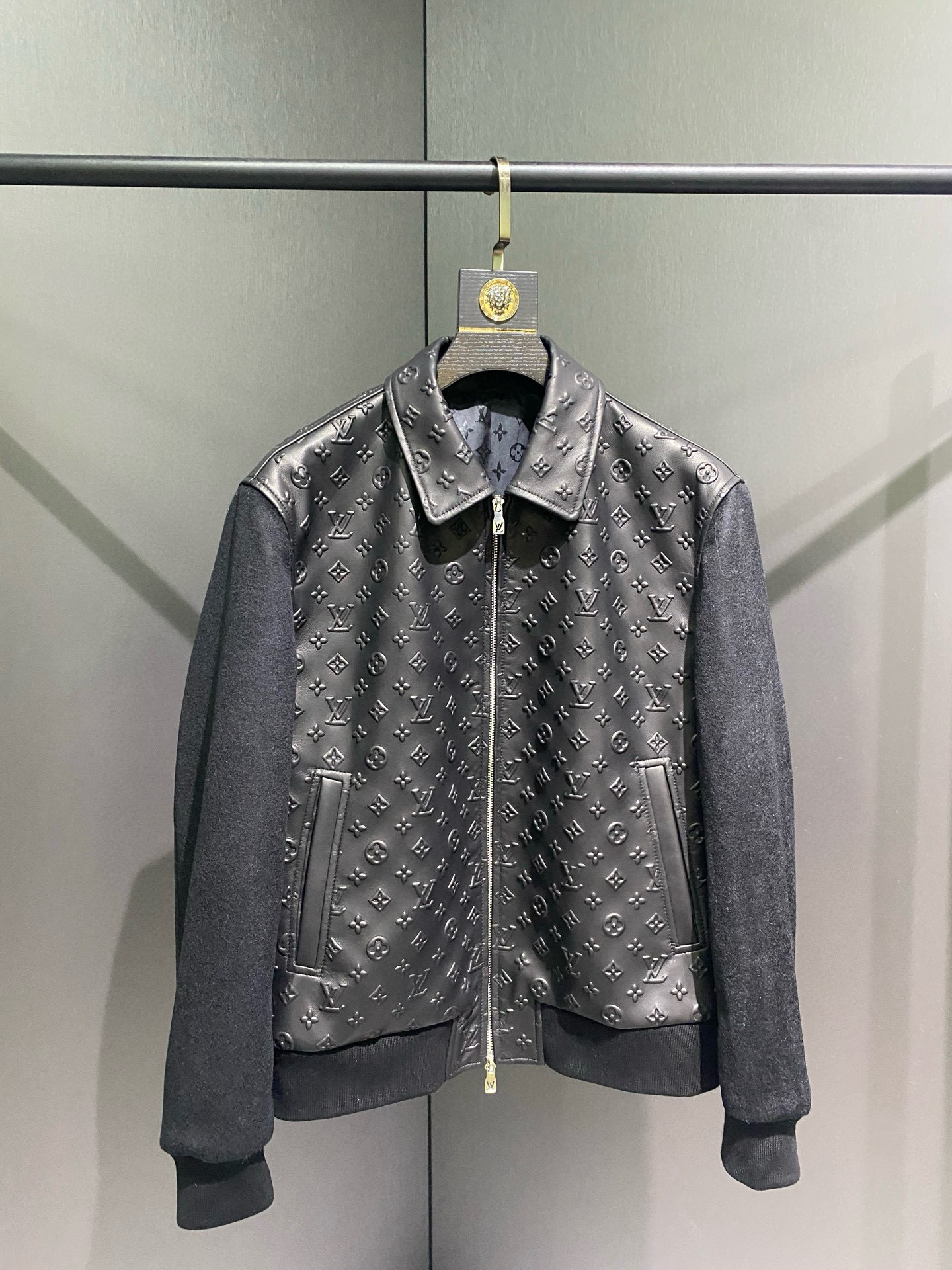 루이비통 양가죽 자켓