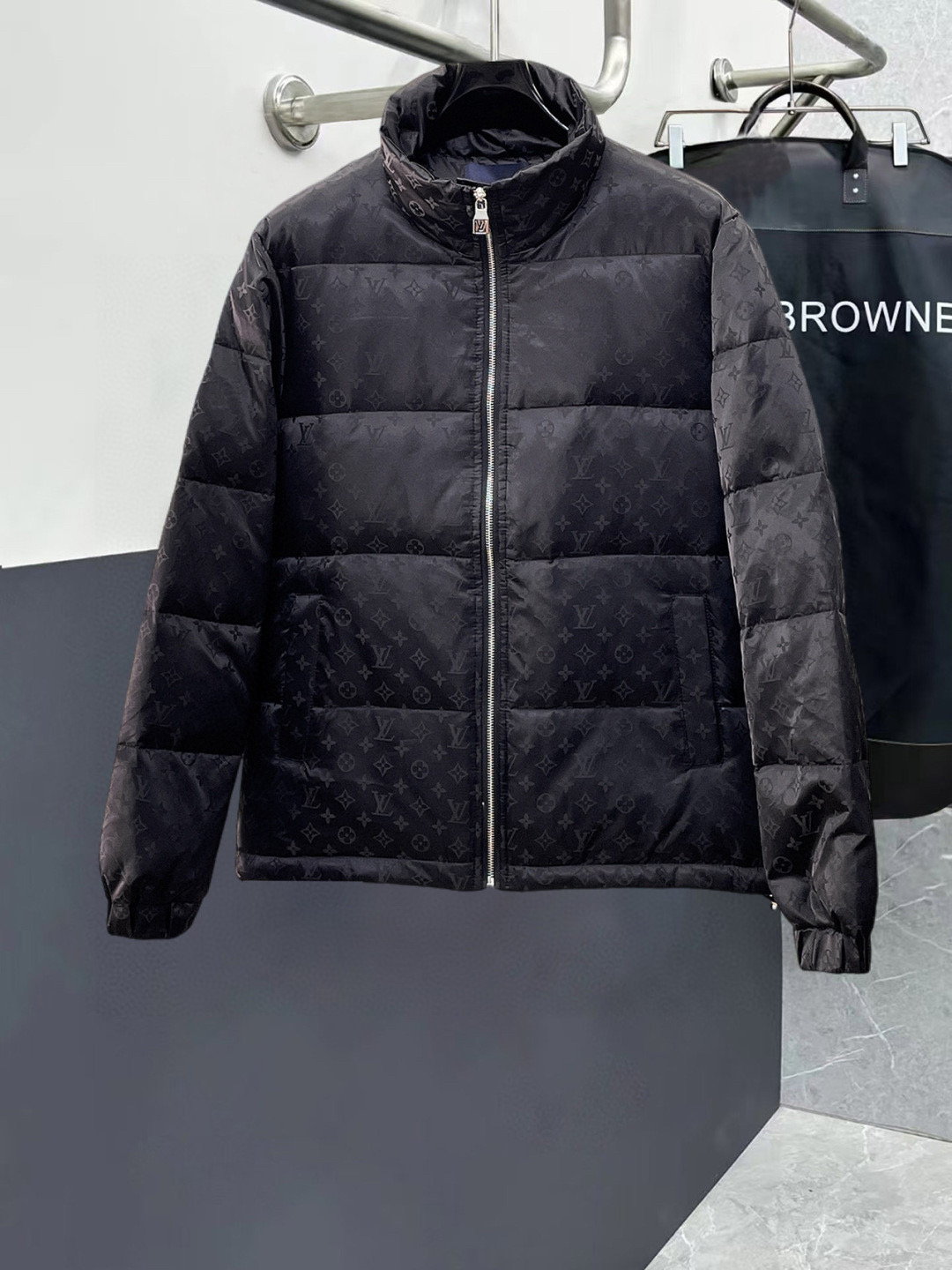 루이비통 남자 패딩